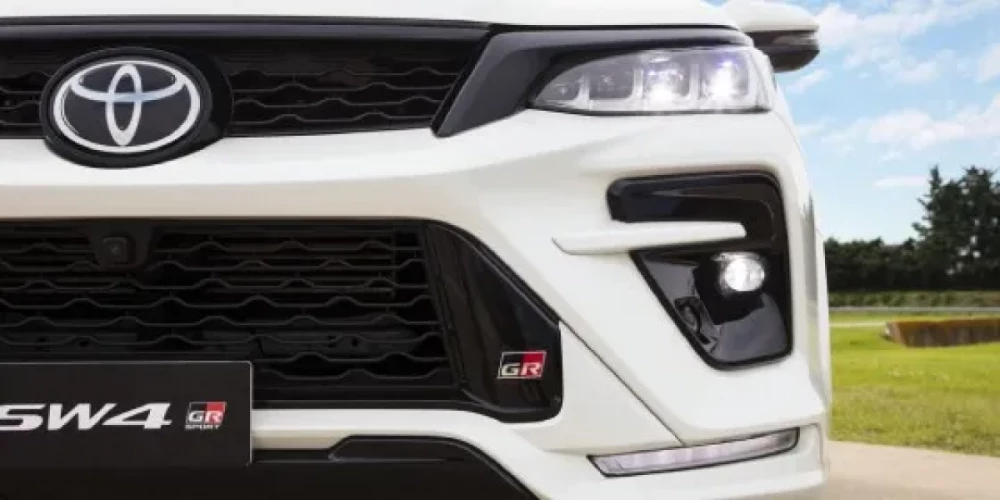 SW4 GR-Sport, exterior, foto 1 de 7