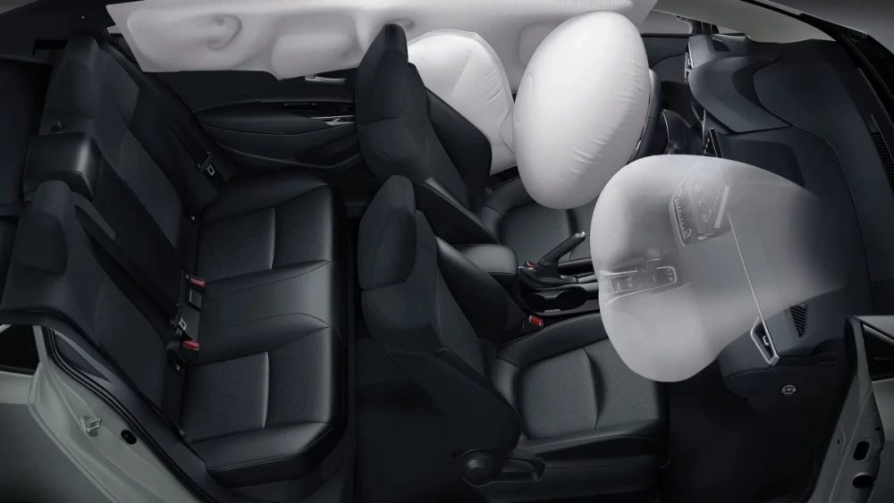 Corolla Hybrid, interior, foto 5 de 6