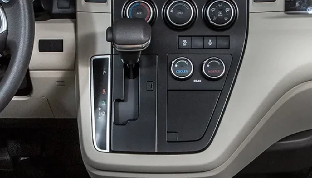 Hiace Commuter, interior, foto 1 de 13