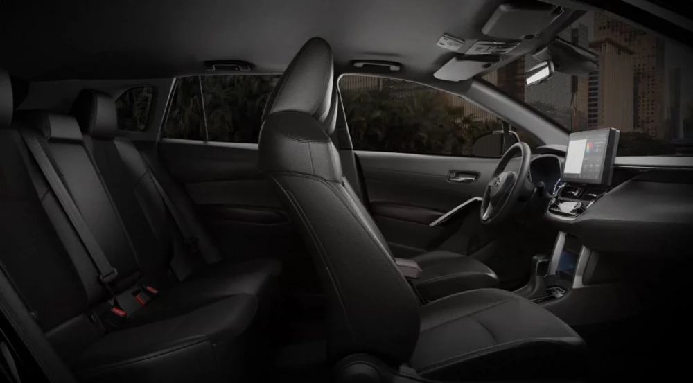 Corolla Cross Hybrid, interior, foto 4 de 7