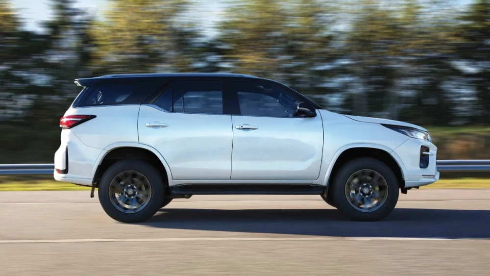 SW4 GR-Sport, exterior, foto 5 de 7