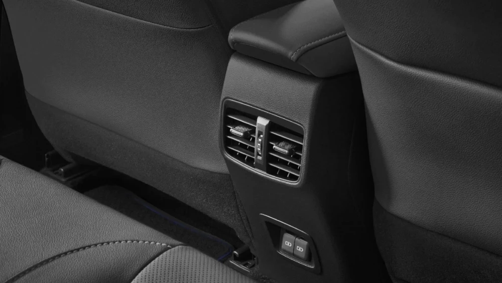 Corolla Hybrid, interior, foto 4 de 6