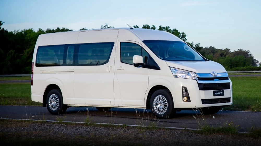 Toyota Hiace Commuter