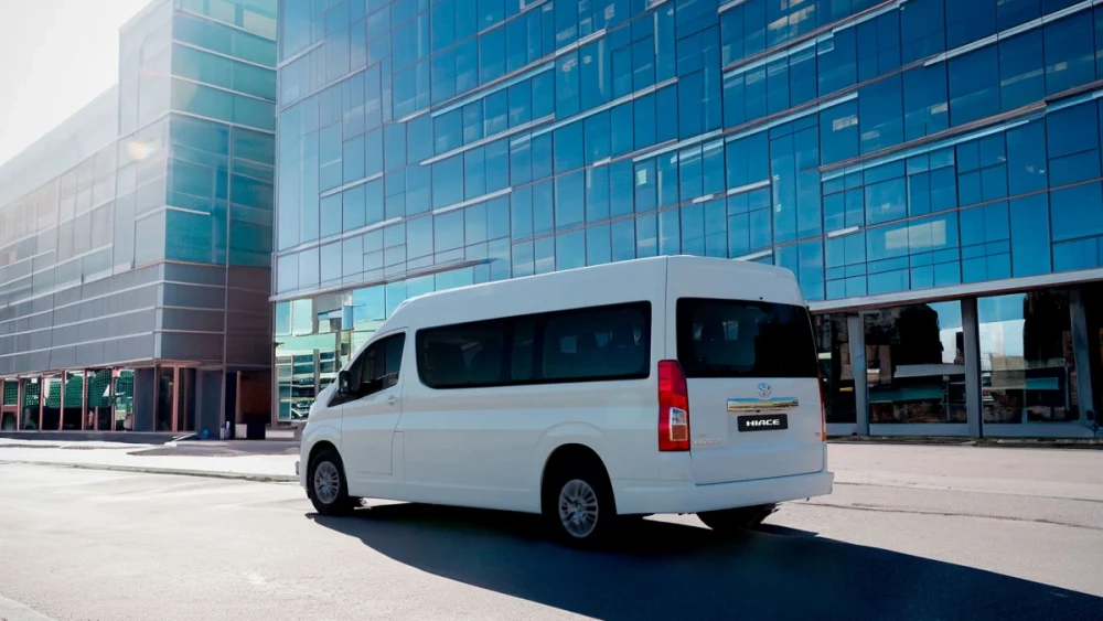 Hiace Commuter, exterior, foto 4 de 5